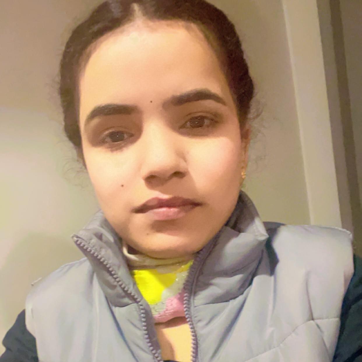 I have an experience of a preschool teacher assistant. I can work with