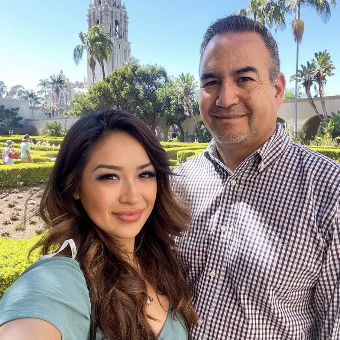 Experienced House Sitter needed for 200/day Home owner hiring now