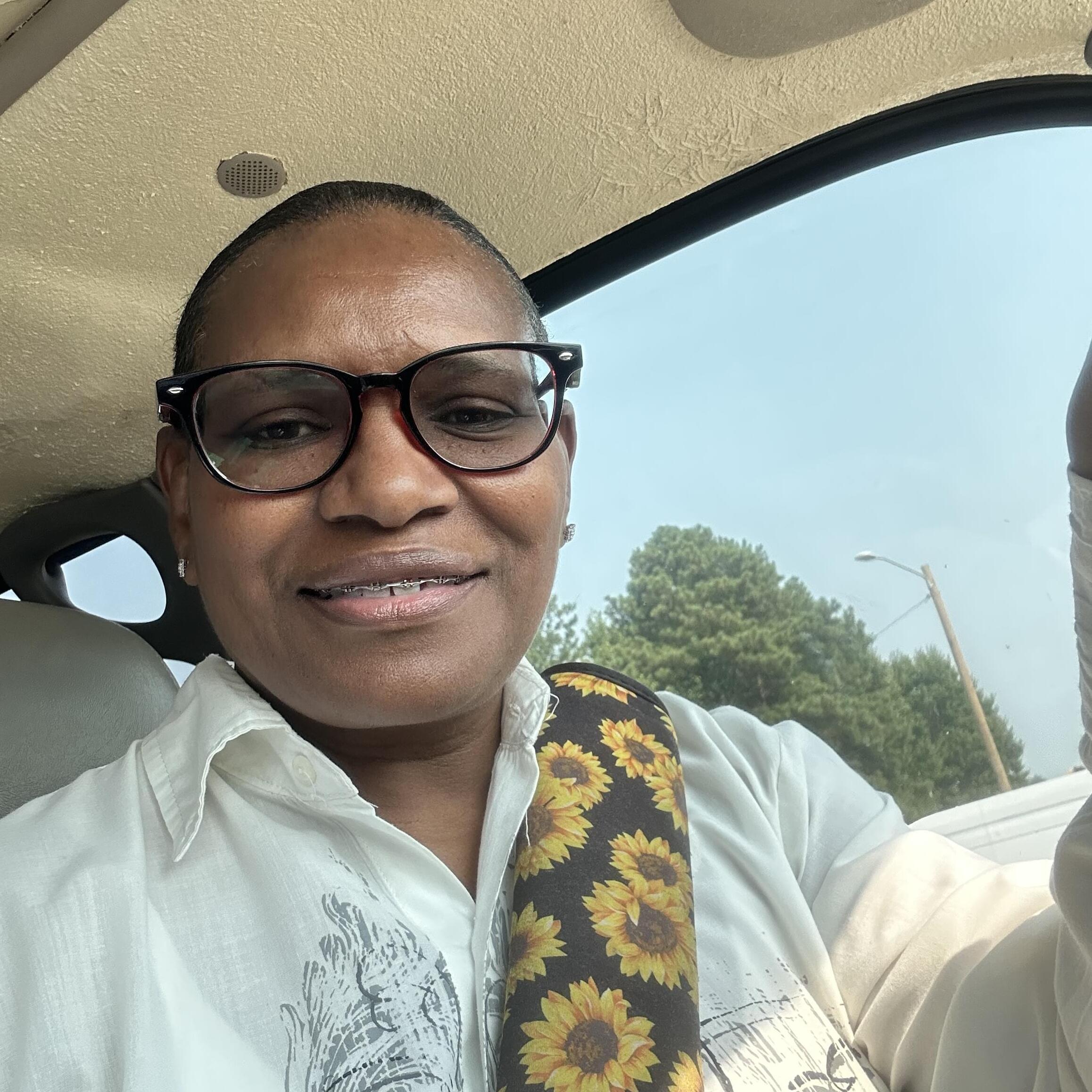 Experienced House sitter available immediately. House Sitter Job in