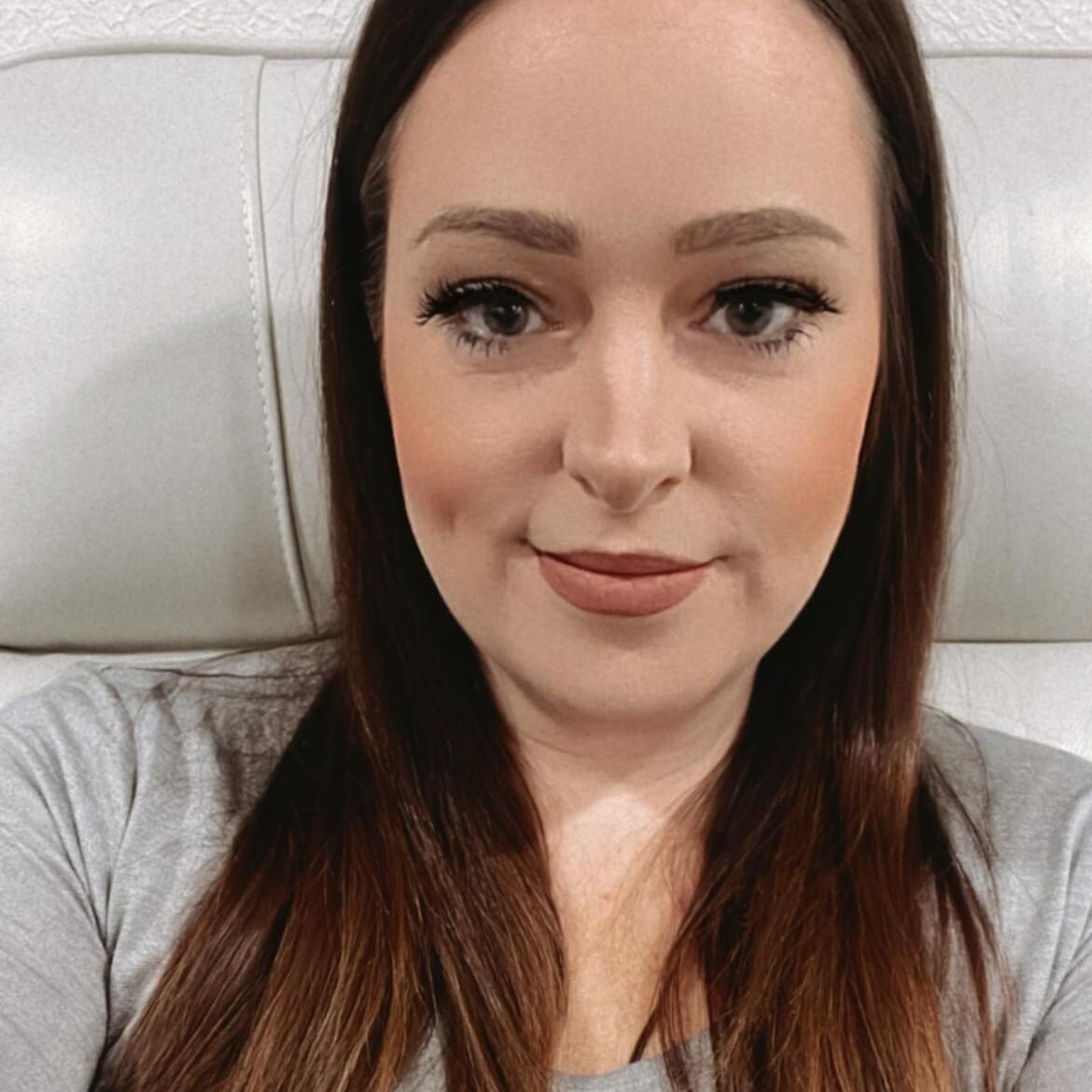 Experienced Housekeeper Needed in San Diego, CA 2035/hour+ tips